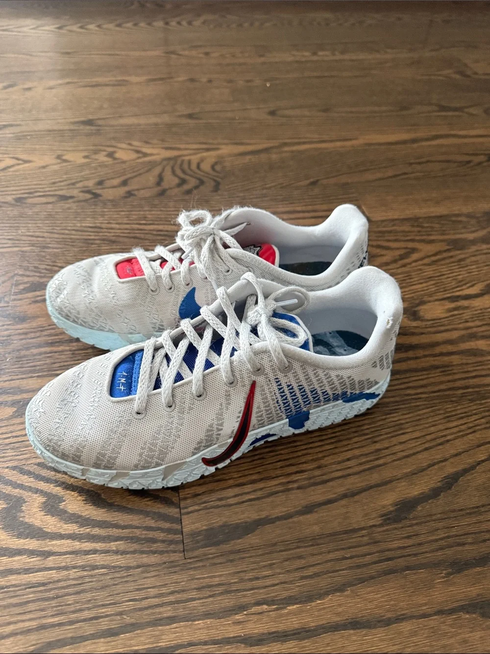 Nike JA 3SE White Kids Sneakers with Blue and Red Accents